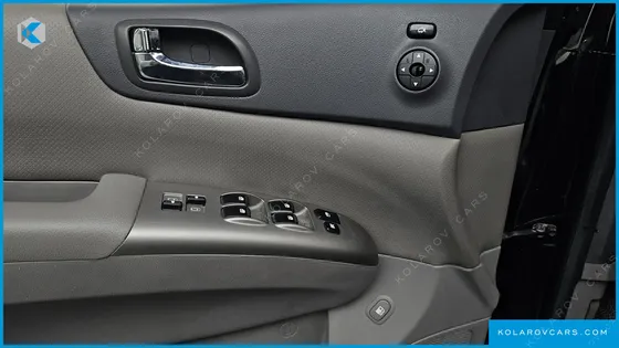 KIA CARNIVAL GRAND CARNIVAL GLX