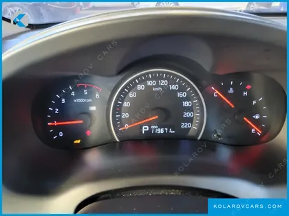 KIA CARNIVAL NEW CARNIVAL LIMOUSINE GLX
