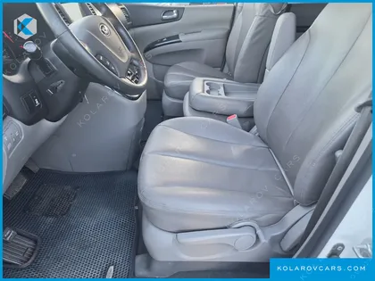 KIA CARNIVAL NEW CARNIVAL LIMOUSINE GLX