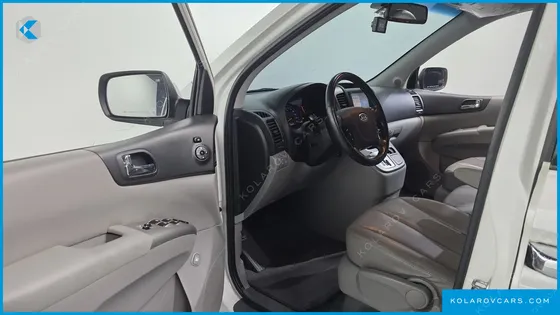 KIA CARNIVAL NEW CARNIVAL GLX