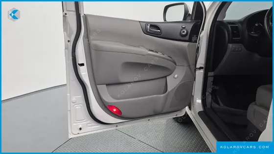 KIA CARNIVAL NEW CARNIVAL GLX