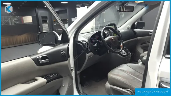 KIA CARNIVAL NEW CARNIVAL LIMOUSINE GLX