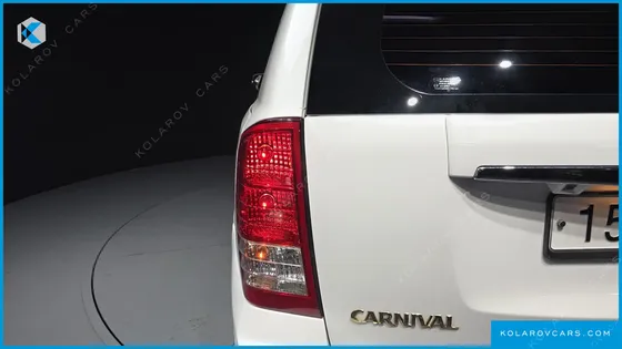 KIA CARNIVAL NEW CARNIVAL LIMOUSINE GLX
