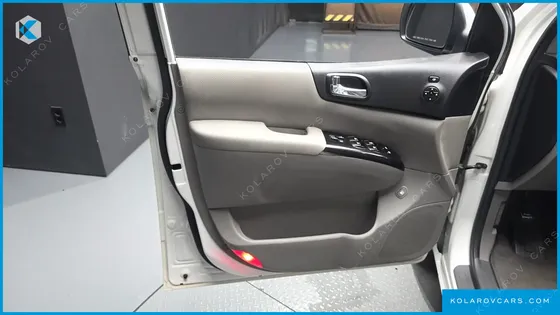 KIA CARNIVAL NEW CARNIVAL LIMOUSINE GLX