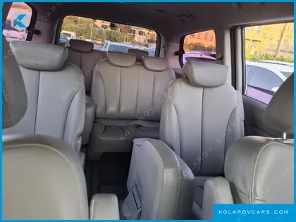 KIA CARNIVAL NEW CARNIVAL GX
