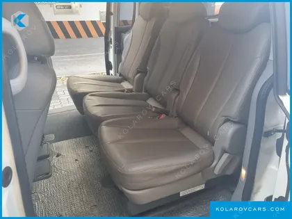 KIA CARNIVAL NEW CARNIVAL LIMOUSINE GLX