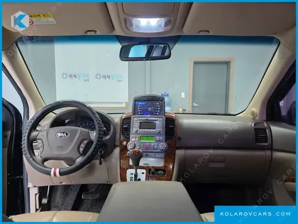 KIA CARNIVAL GRAND CARNIVAL HI LIMOUSINE GLX