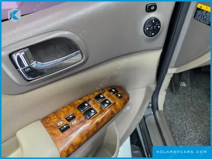 KIA CARNIVAL GRAND CARNIVAL HI LIMOUSINE GLX