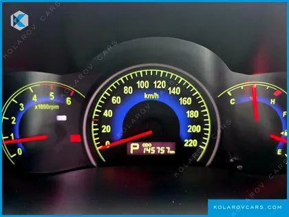 KIA CARNIVAL NEW CARNIVAL GLX