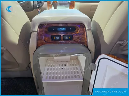KIA CARNIVAL GRAND CARNIVAL HI LIMOUSINE GLX