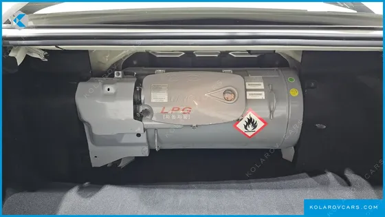 KIA K5 2.0 LPI RENTAL CAR