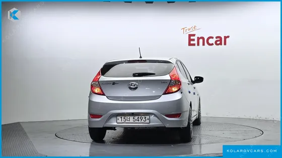 HYUNDAI ACCENT DIESEL WIT 1.6 VGT SMART
