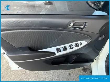 HYUNDAI ACCENT DIESEL 1.6 VGT PREMIER
