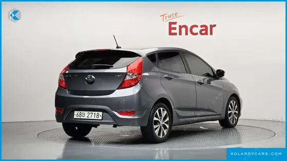 HYUNDAI ACCENT DIESEL WIT 1.6 VGT PREMIUM