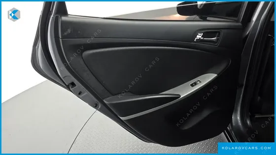 HYUNDAI ACCENT DIESEL WIT 1.6 VGT PREMIUM