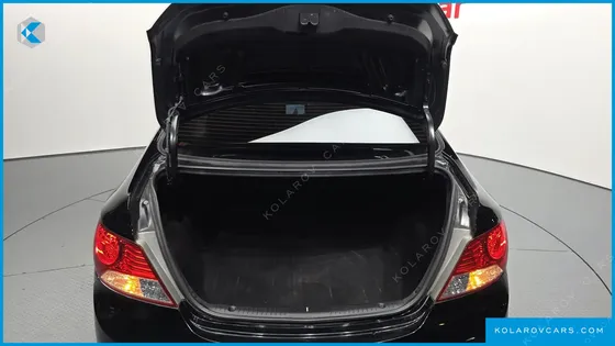 HYUNDAI ACCENT DIESEL 1.6 VGT PREMIER