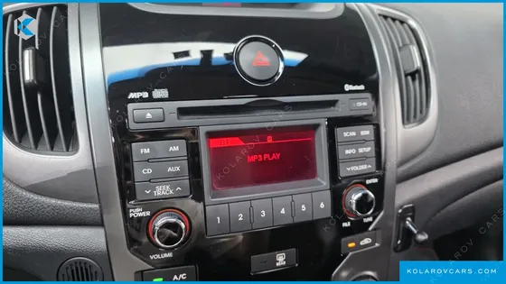 KIA FORTE 2.0 DELUXE