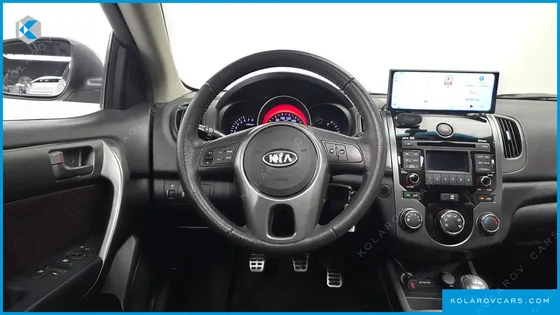 KIA FORTE 2.0 DELUXE