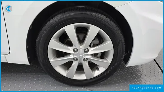 HYUNDAI ACCENT 1.6 GDI TOP