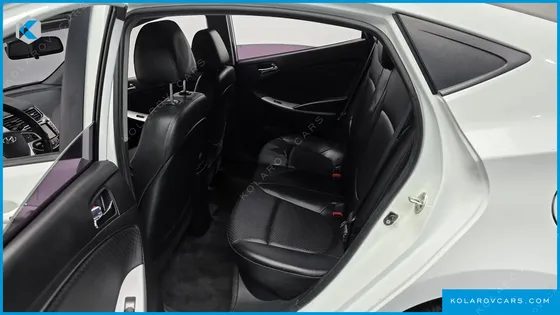 HYUNDAI ACCENT 1.6 GDI TOP