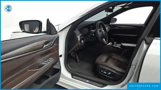 BMW GRAN TURISMO (GT) 620D XDRIVE M SPORT
