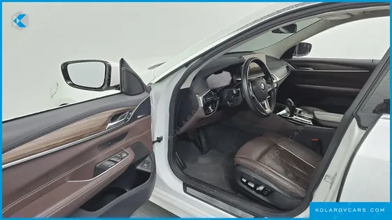 BMW GRAN TURISMO (GT) 620D LUXURY