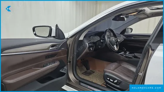 BMW GRAN TURISMO (GT) 630D XDRIVE LUXURY