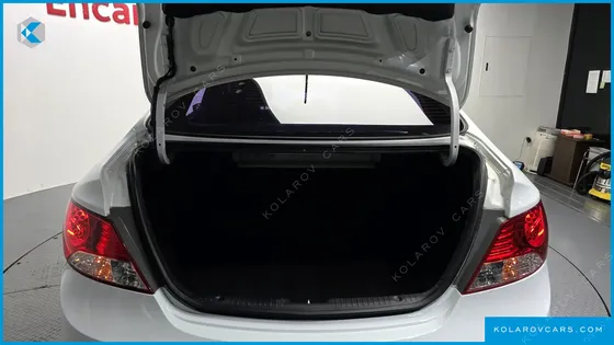 HYUNDAI ACCENT DIESEL 1.6 VGT SMART