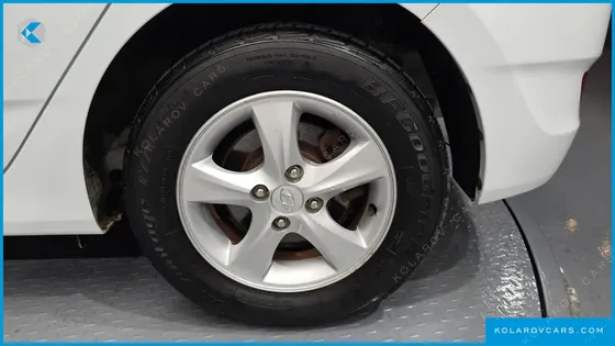 HYUNDAI ACCENT DIESEL WIT 1.6 VGT PREMIER