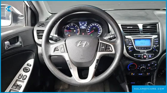HYUNDAI ACCENT DIESEL WIT 1.6 VGT PREMIER