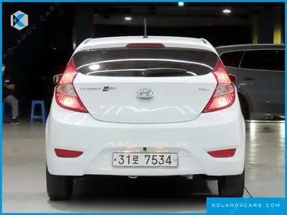 HYUNDAI ACCENT WIT 1.4 VVT MODERN