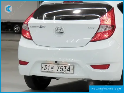 HYUNDAI ACCENT WIT 1.4 VVT MODERN