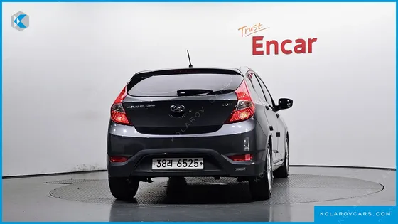 HYUNDAI ACCENT DIESEL WIT 1.6 VGT PREMIER
