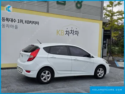 HYUNDAI ACCENT WIT 1.4 VVT MODERN