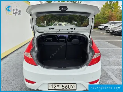 HYUNDAI ACCENT WIT 1.4 VVT MODERN