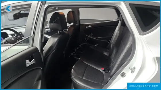 HYUNDAI ACCENT DIESEL WIT 1.6 VGT MODERN