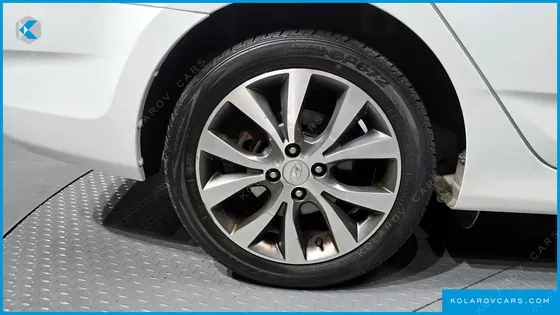 HYUNDAI ACCENT DIESEL 1.6 VGT PREMIUM