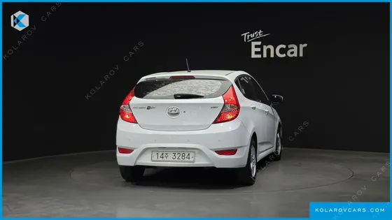 HYUNDAI ACCENT DIESEL WIT 1.6 VGT PREMIER