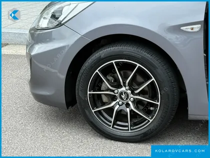 HYUNDAI ACCENT DIESEL WIT 1.6 VGT SMART