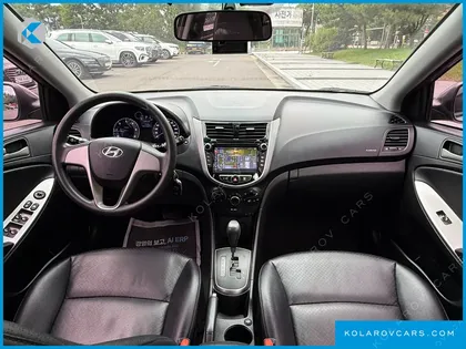 HYUNDAI ACCENT DIESEL WIT 1.6 VGT SMART