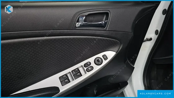 HYUNDAI ACCENT 1.6 GDI TOP