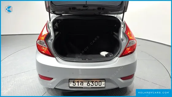 HYUNDAI ACCENT WIT 1.4 VVT MODERN