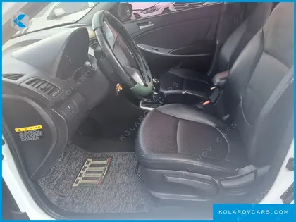 HYUNDAI ACCENT 1.4 VVT SMART