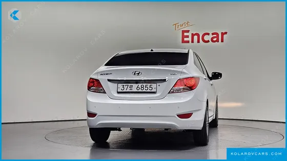 HYUNDAI ACCENT DIESEL 1.6 VGT PREMIER