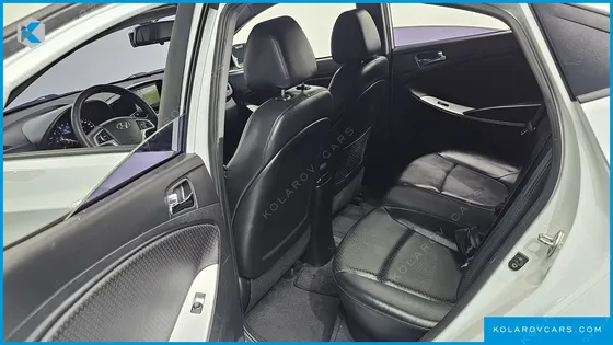 HYUNDAI ACCENT DIESEL 1.6 VGT PREMIER