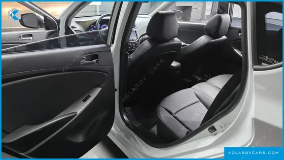 HYUNDAI ACCENT DIESEL WIT 1.6 VGT PREMIER