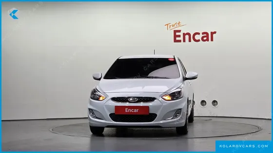 HYUNDAI ACCENT WIT 1.4 VVT MODERN