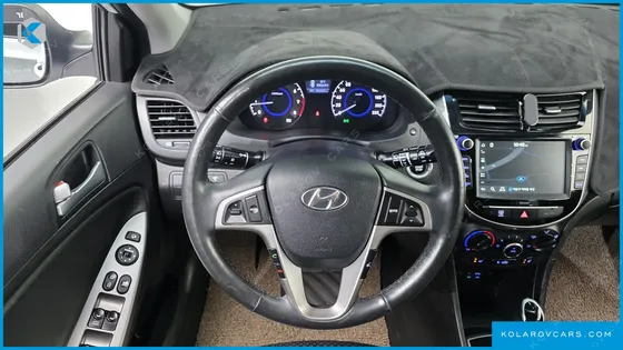 HYUNDAI ACCENT WIT 1.4 VVT MODERN