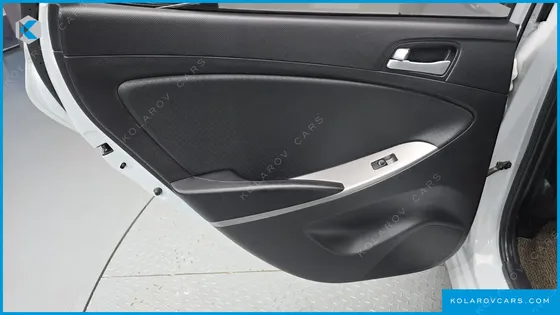 HYUNDAI ACCENT WIT 1.4 VVT MODERN