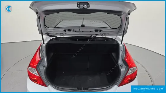 HYUNDAI ACCENT WIT 1.4 VVT MODERN